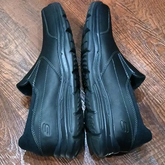 Skechers Black Leather Loafers Slip-On Comfort Shoes - Picture 3 of 5